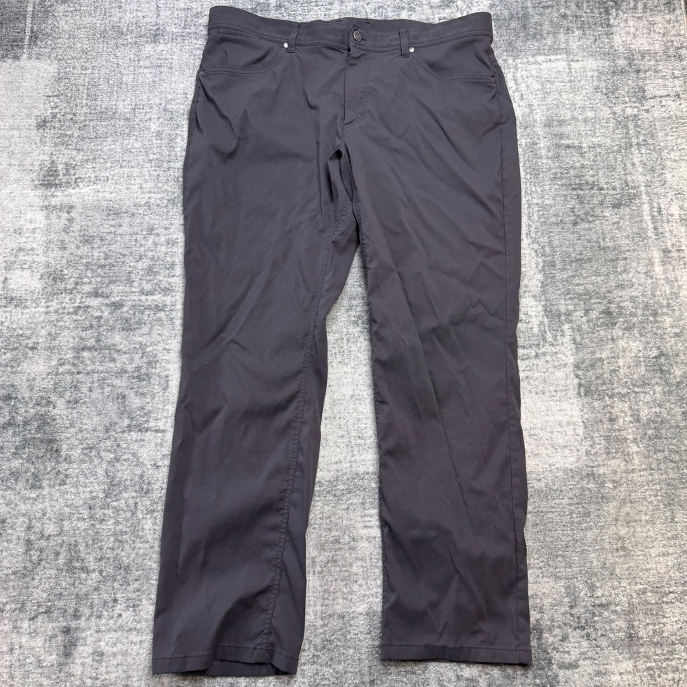 LL Bean Pants Mens 38x30 Gray Venture Stretch 5 Pocket Straight Hiking Travel